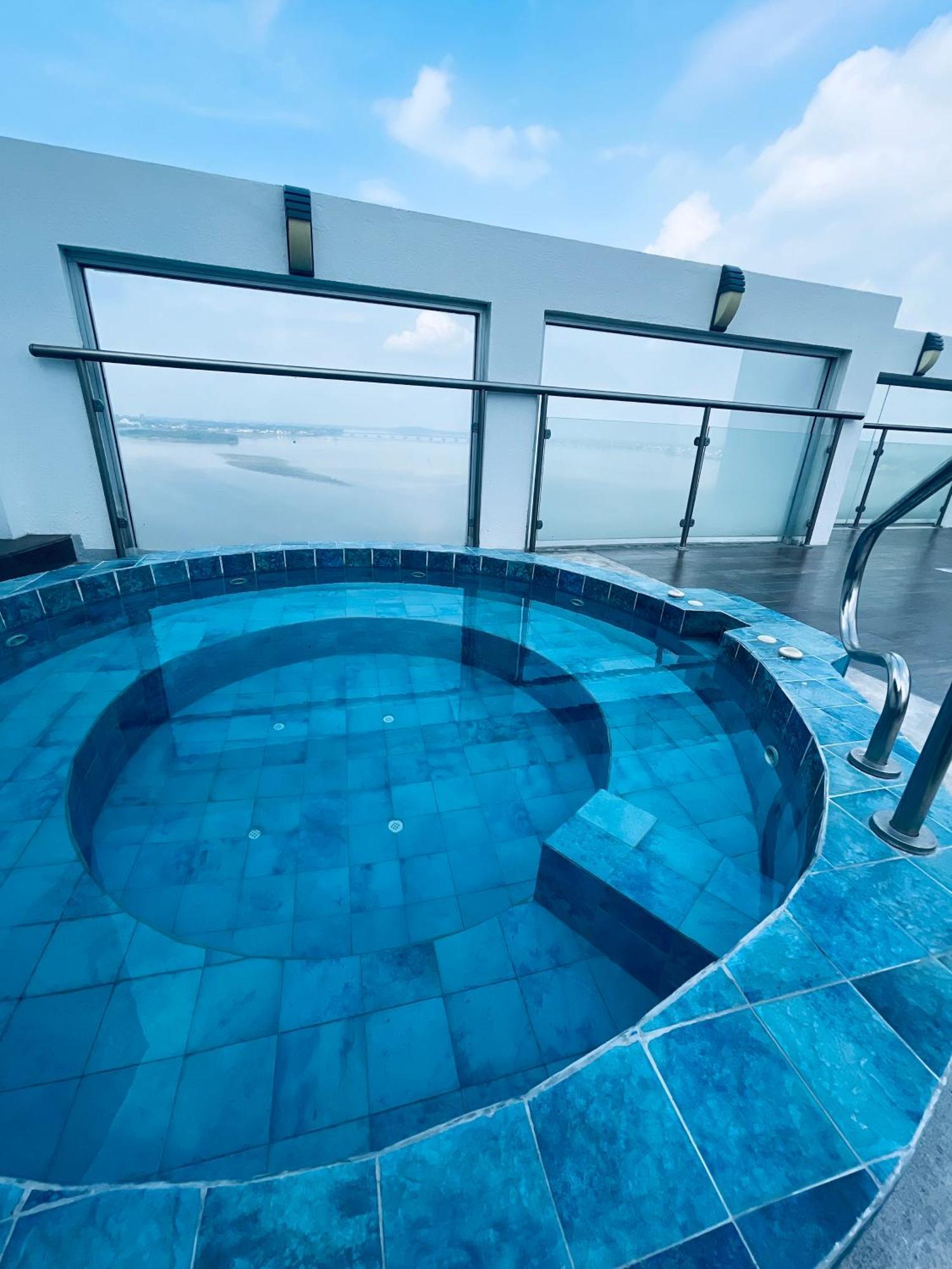 Suite Riverfront Puerto Santa Ana Guayaquil Luaran gambar